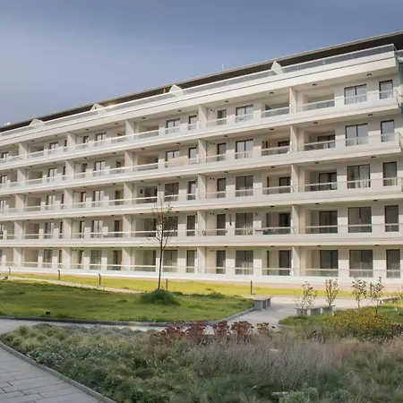 Ares Apartment 3*