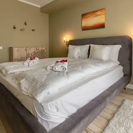 Апартаменти Ares