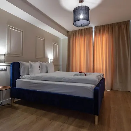 Appartamento Ares 4*