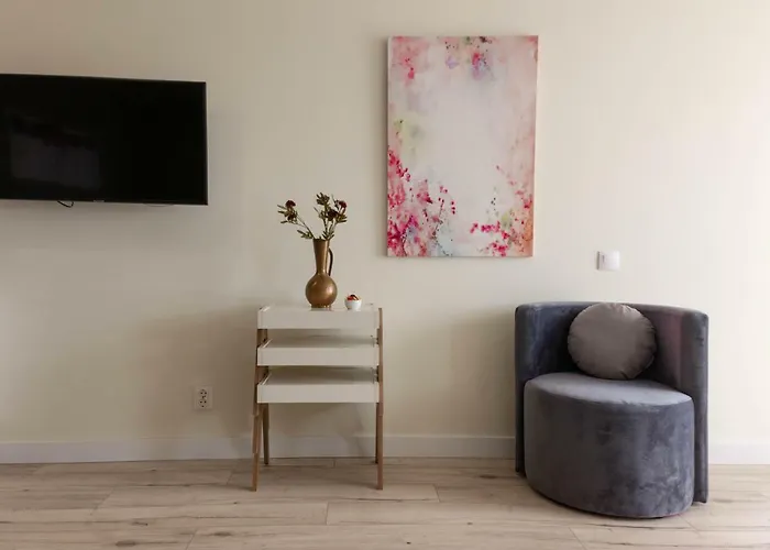 Апартаменти Ares 4*